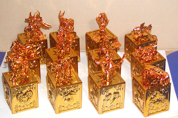 聖衣箱 6個セット 黄金聖衣が共鳴している！: 忍のつぶやきMAX